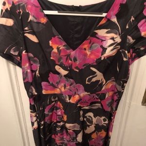 V neck midi floral dress